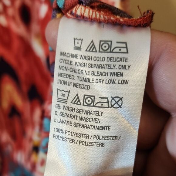 Umgee Red and Orange Relaxed Graphic Blouse - Picture 4 of 4